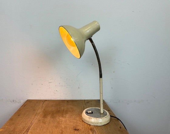 Image 1 of Beige Industrial Gooseneck Table Lamp, 1960s