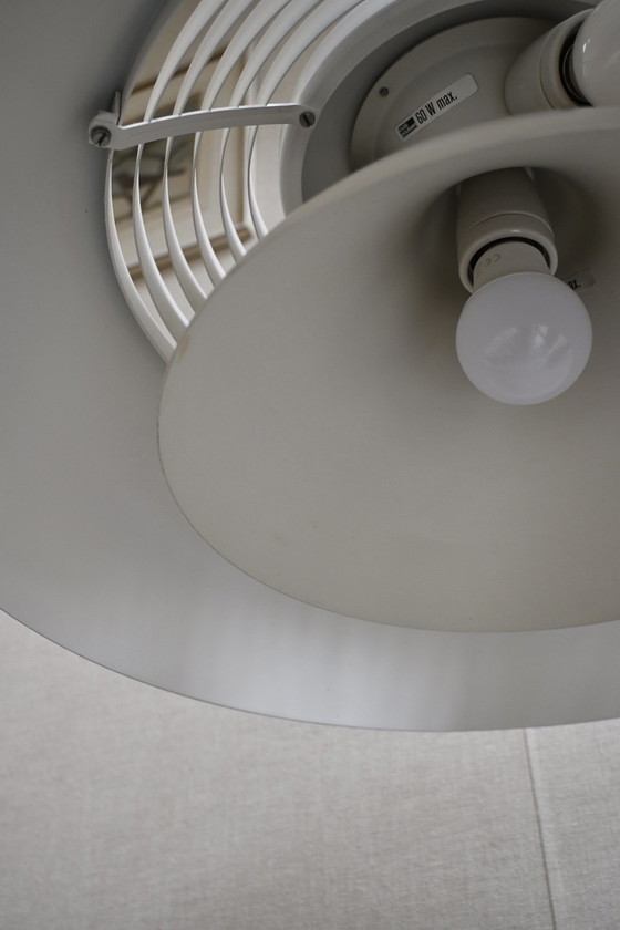 Image 1 of Lampada a sospensione vintage "Royal" Arne Jacobsen per Louis Poulsen