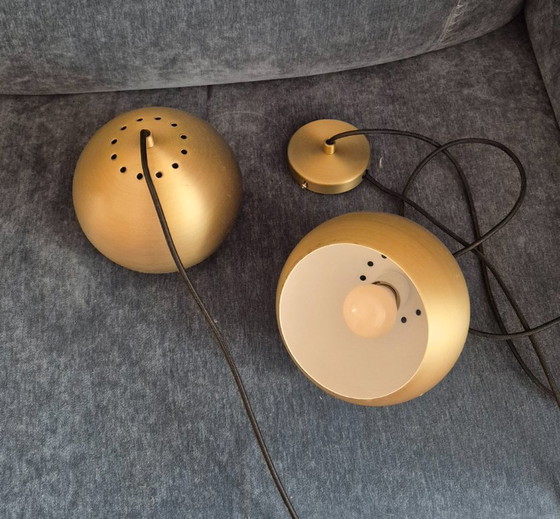 Doppia lampada a sfera Frandsen in ottone – Lampade a sospensione (photo 2 of 5)