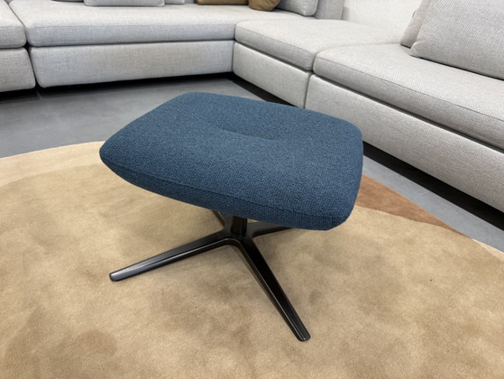 Leolux Lloyd Footstool Monza Blue Fabric – Footstools & poufs, Other (photo 5 of 5)