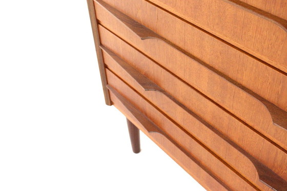 Image 1 of Deense hoge ladekast 'Olsted' vintage 