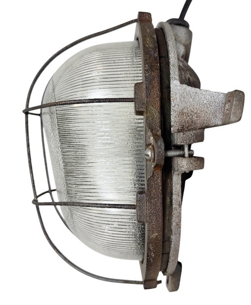 Applique industriale vintage in ghisa, anni '60