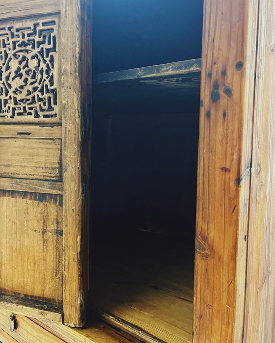 Image 1 of Mobiletto cinese antico.