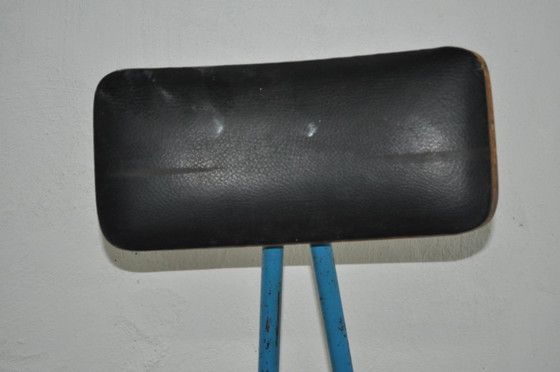 Draaistoel, jaren 70 – Draaistoelen, Leer, Hout, Industrieel (photo 5 of 6)