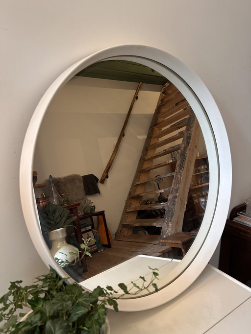 Jaren 70 spiegel met witte rand