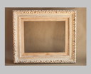 Exclusieve, gesneden houten lijst. Lijst in vintage, verweerde stijl.