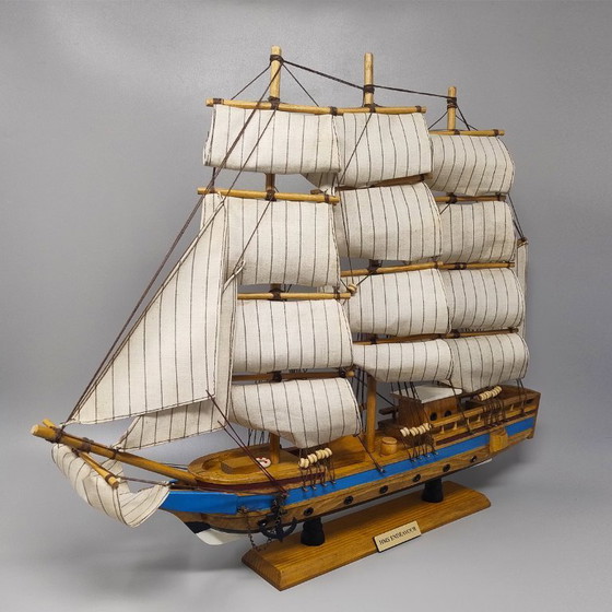 Image 1 of 1970s Astonishing HMS Endeavour Model Ship. Hecha a mano. Fabricado en Inglaterra