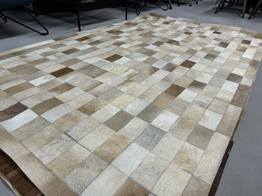 Tappeto patchwork in pelle di mucca 152x242