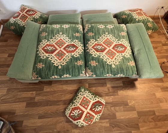 Original Giorgio Soressi Designer-Sofa (1990er) – Postmodern / Kelim-Muster – Herma, 2 Sitzer Sofas, Textile (photo 7 of 12)