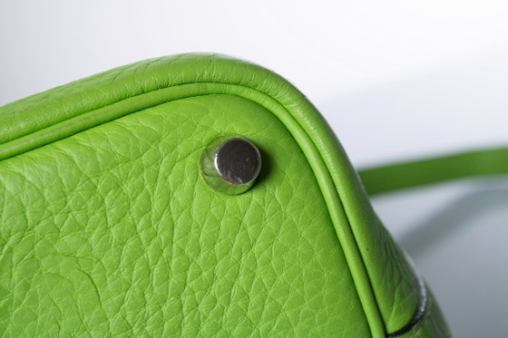 Hermes, een vert cru clémence lederen picotin 18 tas – Hermès, Bucket tassen, Calfskin (photo 10 of 14)