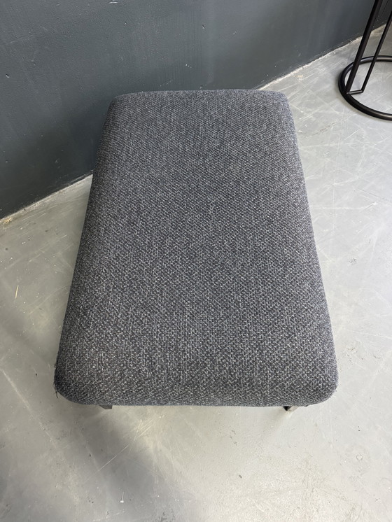 Image 1 of Diseño en stock Reposapiés Aikon