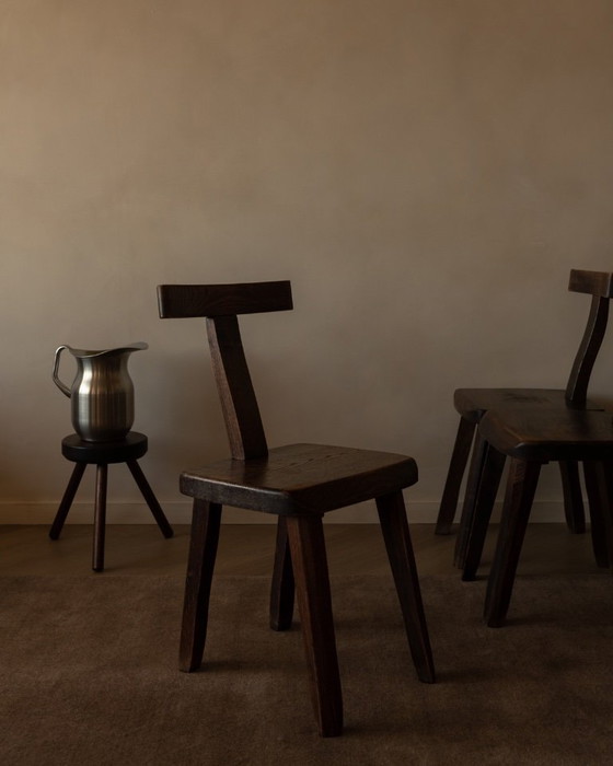 Image 1 of Set of 3 Vintage “T” Dining Chairs by Aranjou, France (c.1960s) – Stained Elm, Brutalist Sculptural