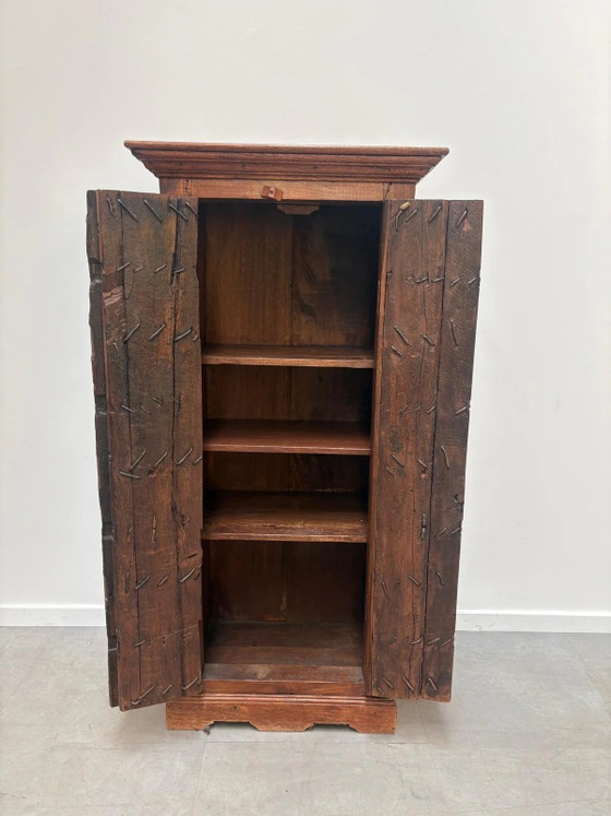 Image 1 of Mobile antico indiano in legno massello