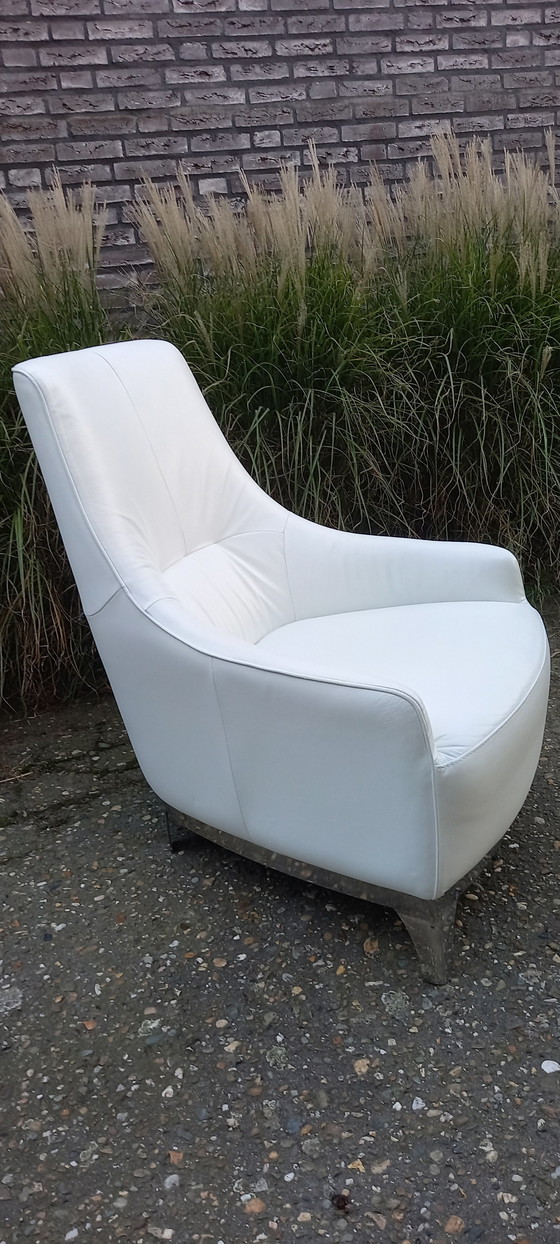 Image 1 of Chateaux d'Ax fauteuil. Wit Leer.