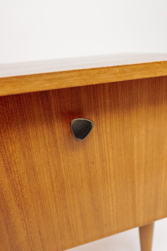 Image 1 of Table de chevet vintage en bois des années 1960