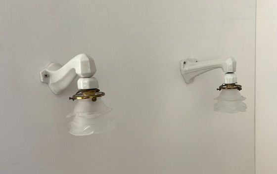 Image 1 of Paire d'applique vintage art déco, porcelaine et verre sablé, France 1930