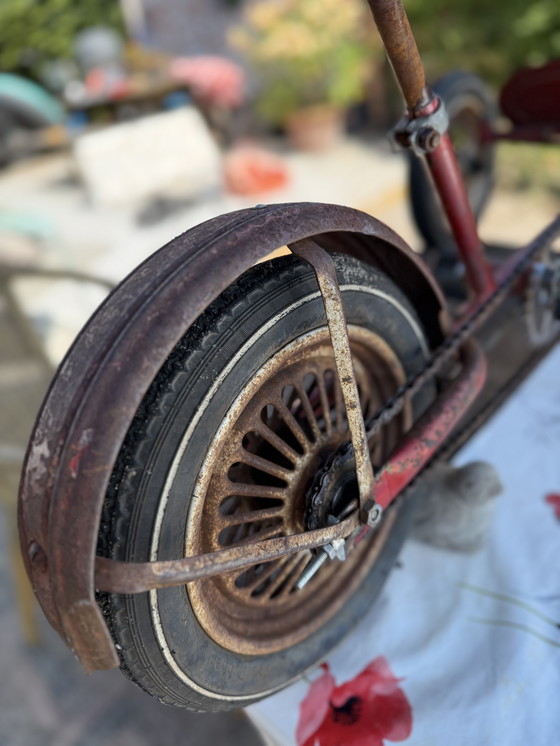 Image 1 of Lilliput pedal car 50/60's