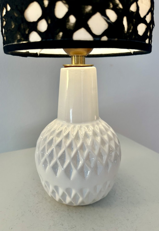 Image 1 of Small expressive vase lamp - upcycled 