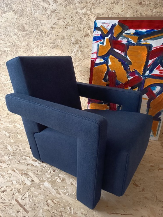 Image 1 of CASSINA Utrecht 637 armchair in Midnight BLUE Kvadrat wool by Gerrit Rietveld