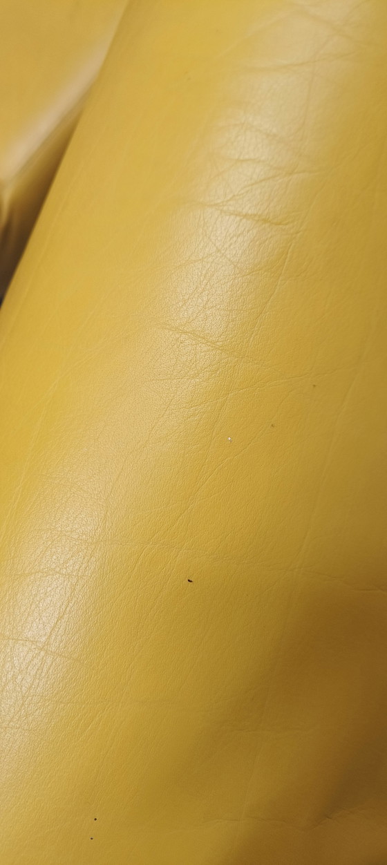 Image 1 of 2 rare yellow leather Rene Holten "Tara" chairs for Artifort, 1980s design vintage