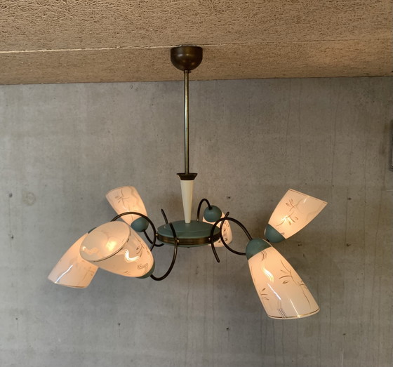 Image 1 of Vintage kroonluchter jaren vijftig ook wel Spider hanglamp genoemd.