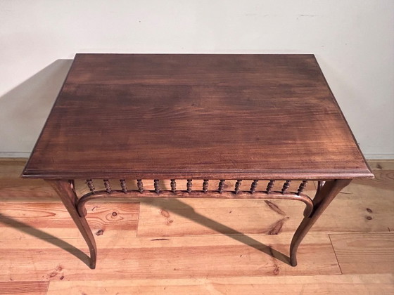 Image 1 of Tavolo in legno curvato Art Nouveau del 1900 circa (Faggio)