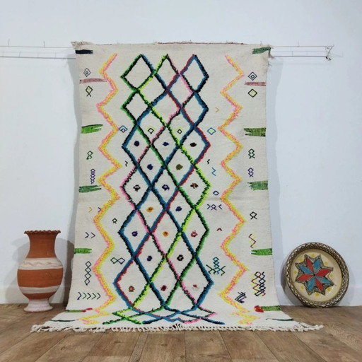 Traditioneel Azilal Berber-kleed – 100% natuurlijke wol, handgeweven (222 × 128 cm)