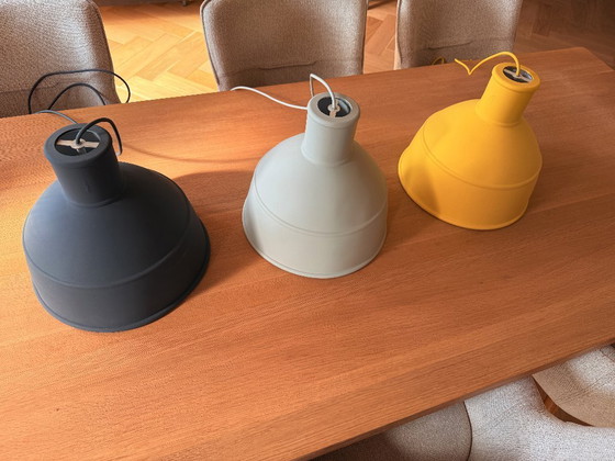 Image 1 of Muuto Unfold grijs, geel en licht grijs.