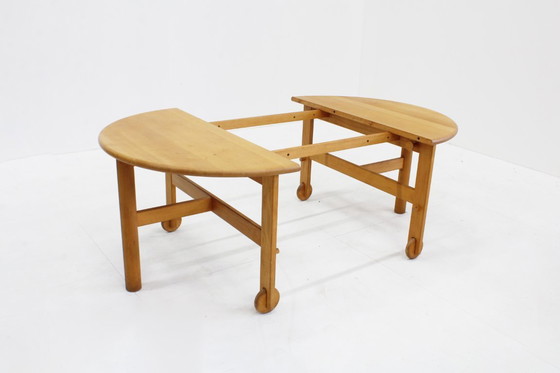 Image 1 of Vintage round extendable dining table made of solid beech wood