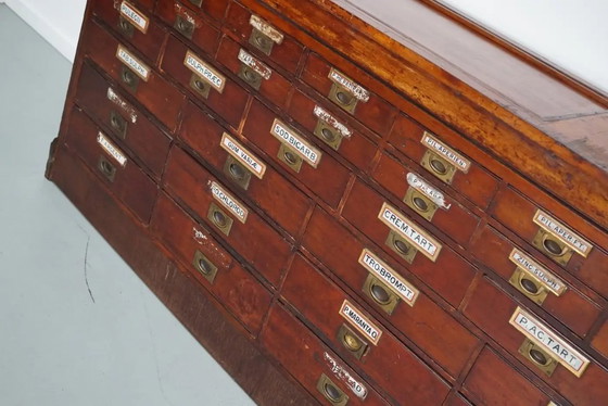 Image 1 of Engelse Victoriaanse apothekersbalie / vitrine uit de 19e eeuw