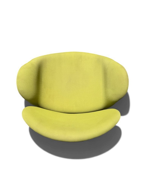 Pair Of Authentic Pierre Paulin "Little Tulip" Chairs For Artifort - Vibrant Green – Dining chairs, Textile (photo 12 of 13)