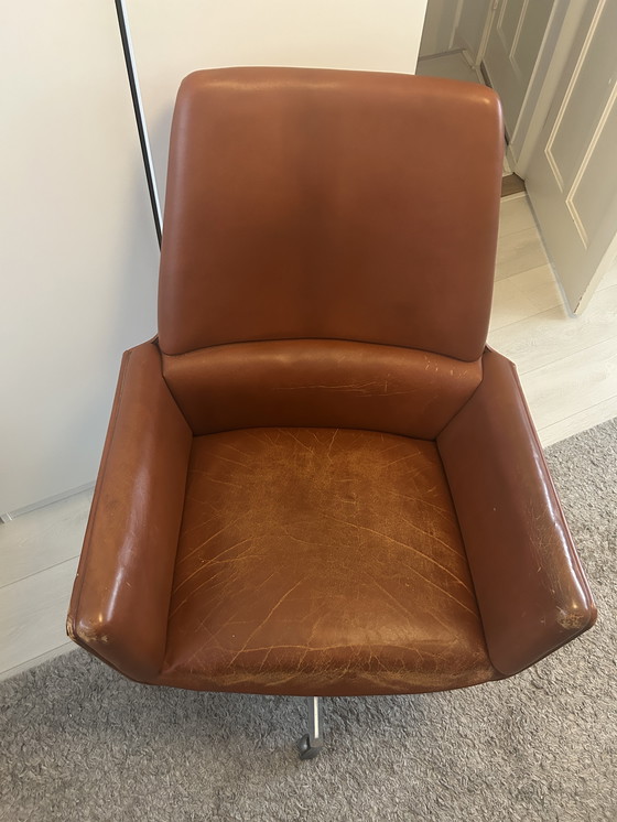 Image 1 of Finn Juhl directiestoel model 210