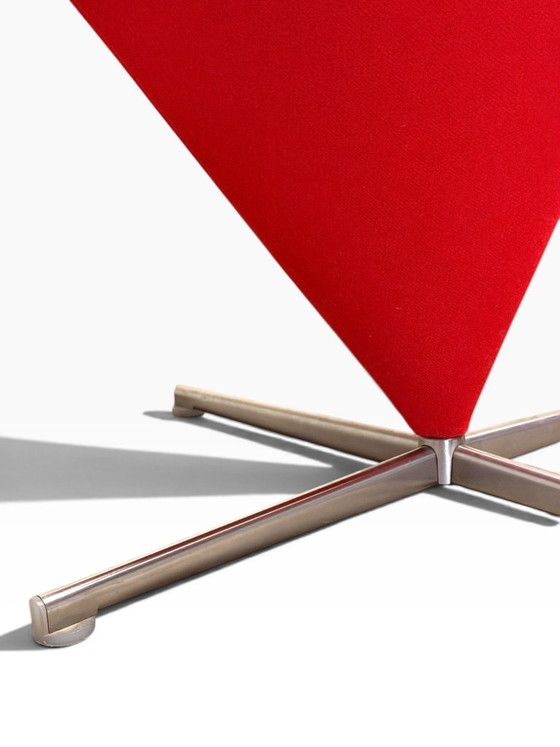 Pair of Cone Chair Armchairs by Verner Panton for Vitra, red fabric – Textile (photo 9 of 12)