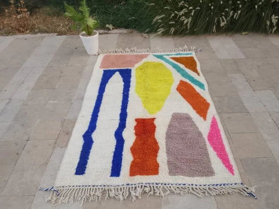 Alfombra de lana marroquí 250cm x 150cm – Wool, Modern (photo 8 of 11)