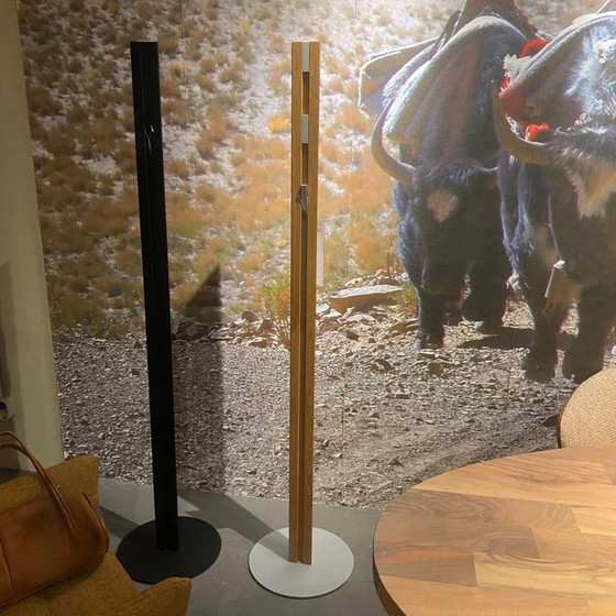 Image 1 of Perchero de pie Knax 12