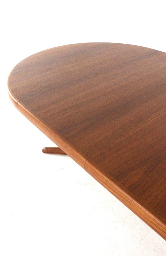 Round 2x extendable teak Dining table vintage Danish restored, Wood, Brown, Mid Century Modern (photo 13 of 15)