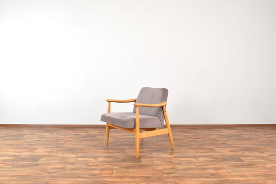 Image 1 of Fauteuils lounge polonais du milieu du siècle par J. Kędziorek, années 1960. Ensemble de 2.