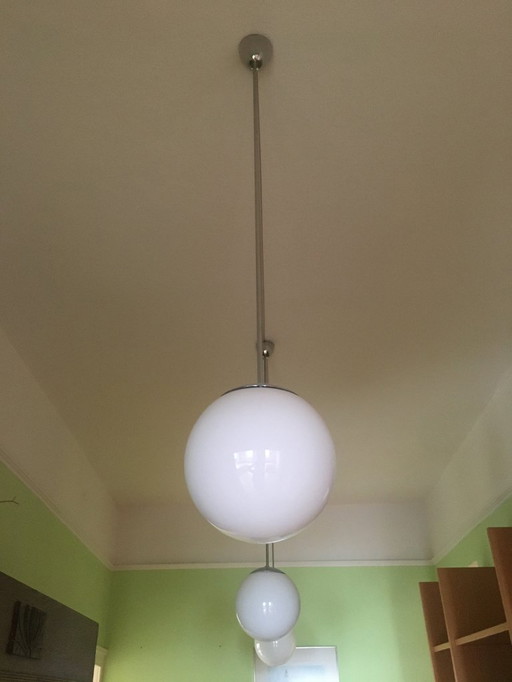 Pendelleuchte mit 3 Opalkugeln d=25cm