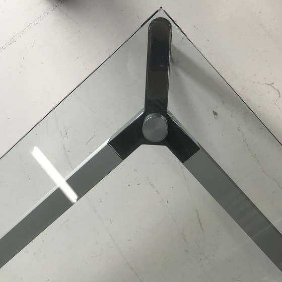 Image 1 of Team by Wellis Couchtisch