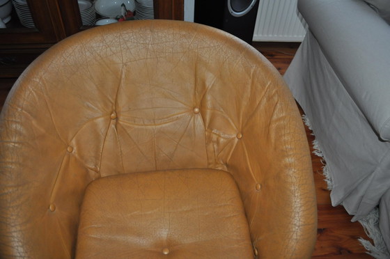 French Plastic Club Chairs by Rafael Raffel, 1970s, Set of 2, Armchairs, Brown (photo 4 of 9)