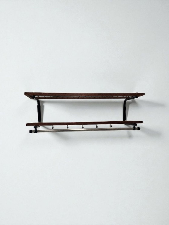 Image 1 of Rare porte-manteau mural en teck et métal, style Mid-Century, fabriqué en Suède