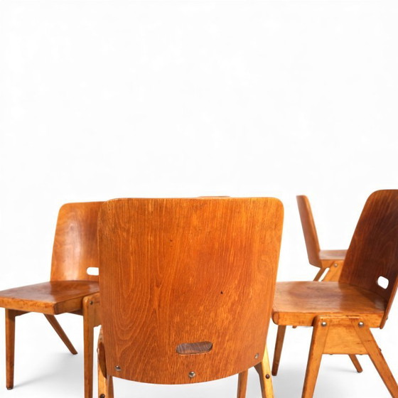 Image 1 of Set aus 6 stapelbaren Esszimmerstühlen im Bauhaus-Stil, 1960