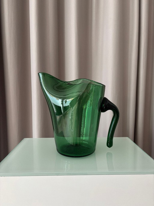 Vintage Smaragdgroene Kunstglazen Kan – Sculpturaal Organisch Design