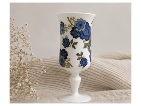 Vintage White Opaline Glass Chalice Vase – 1970s Retro Blue Flower Pattern – Porcelain (photo 2 of 5)