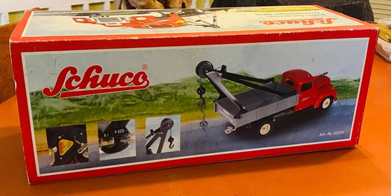 Schuco 7070 Electro-Construction Abschleppwagen – Cadeaus, Metal (photo 6 of 15)