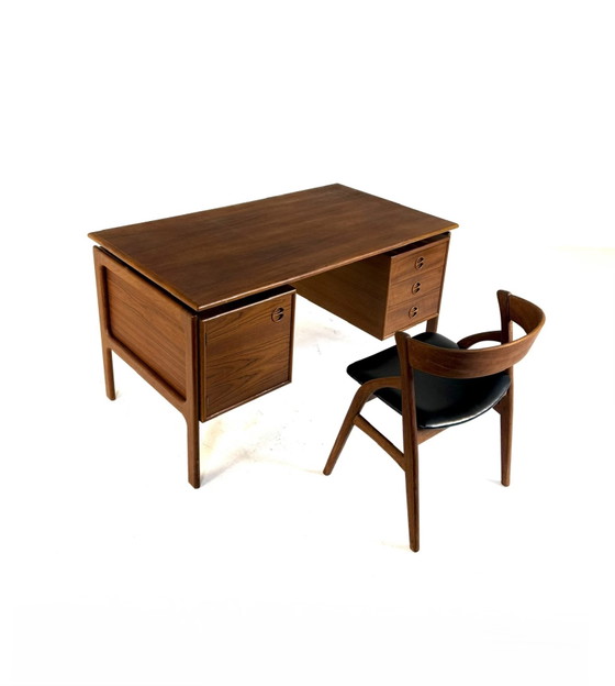 Image 1 of Vintage teakhouten vrijstaand bureau, Arne Vodder ‘60