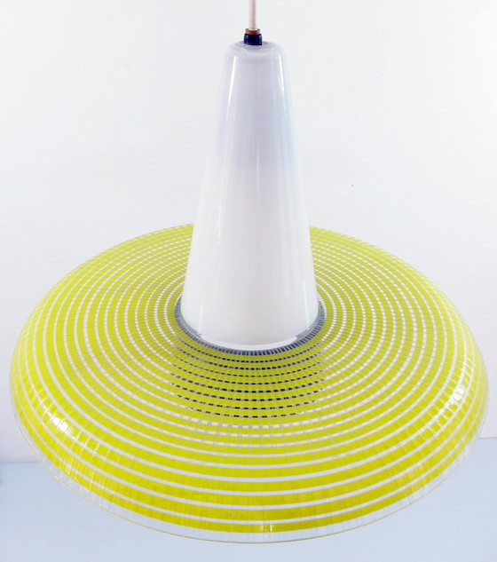 Image 1 of Glazen gele jaren vijftig vintage design hanglamp