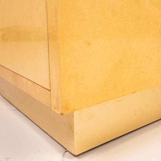 Giorgio Tura Mod. 1893/4P Italiaans perkament en messing Dressoir voor Tura Milano – Glass, Leather (photo 20 of 20)