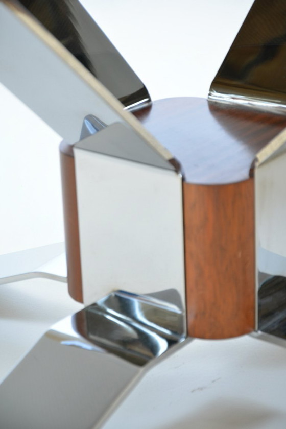 Image 1 of Round table in steel and wood