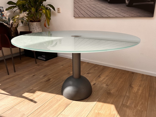 Dining Table Calice From Poltrona Frau